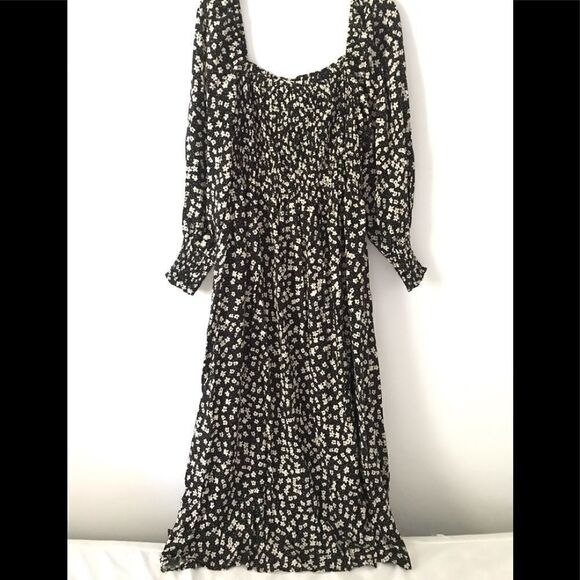 H&M Smock-detail Puff Sleeve Dress Bloggers fav - Picture 15 of 16